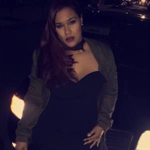 Meet your Posher, Danae